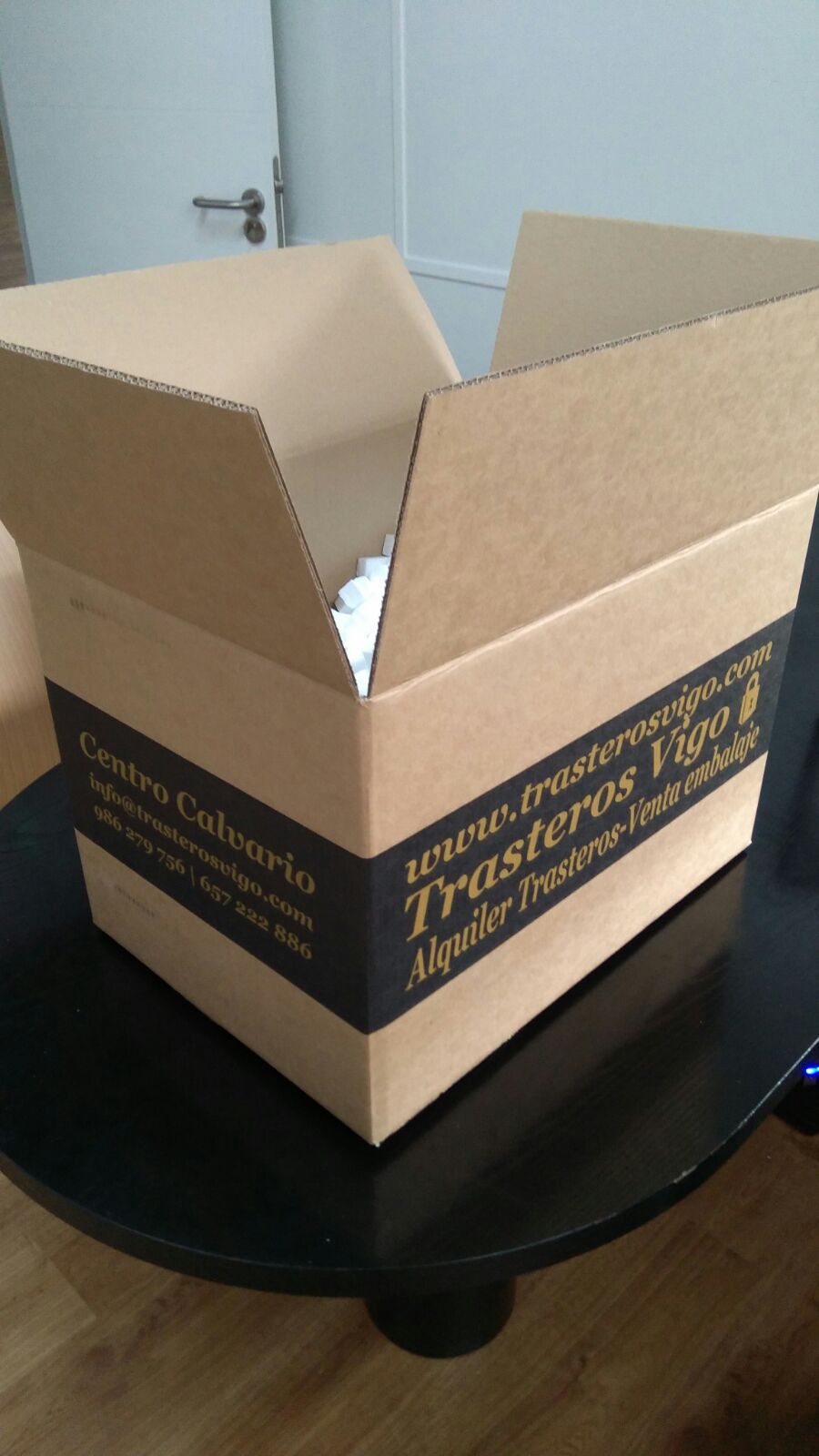 Caja de carton 50x35x35cm Trasteros Vigo